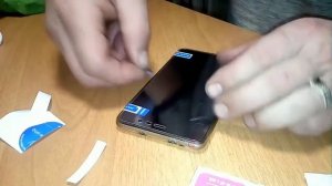 Замена защитного стекла на смартфон