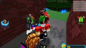 Постройки из 10 100 1000 Блоков Радужные Друзья в Build a Boat Roblox
