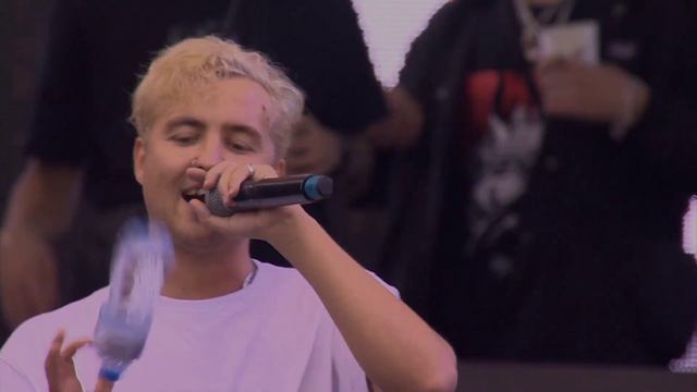 ЛАУД на «Маятнике Фуко» в Питере (live) смотреть онлайн