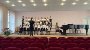 И. Соколов "А я рано утром залез на сосну...". Младший хор ДМШ 11 "Дебют"