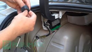 Установка амортизаторов (упоров) багажника Citroen C4 sedan (арт. AB-CE-C400-01) от upory.ru