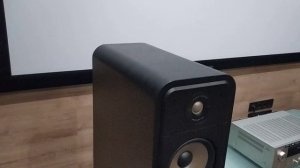 Denon DRA-800, Polk Audio Signature Elite ES60, REL T7x