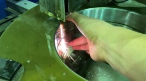 Наружный и внутренний паз на электроэрозионном станке