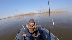 База "Рыбный край". Троллинг на Ахтубе в начале апреля 2018 г.