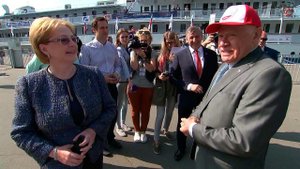 "Волна здоровья" стартовала в Москве. Во всероссий...шие отечественные врачи и руководство Минздрава