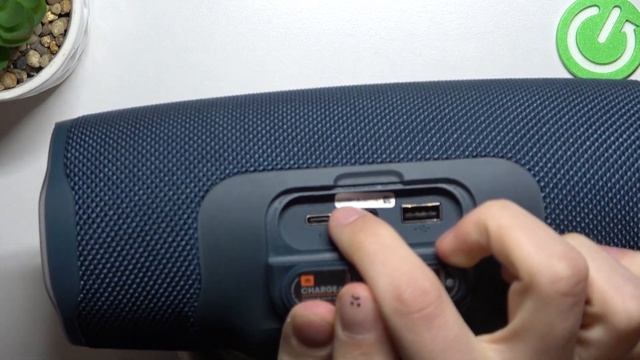 Где найти номер SN на JBL Charge 4 / Как проверить серийный номер на колонке JBL Charge 4