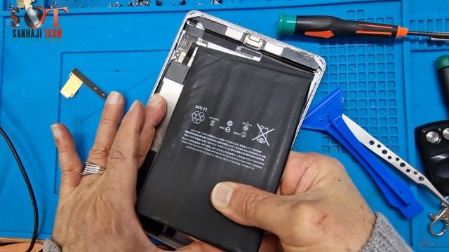 Apple Ipad mini 4 a1538 Battery replacement смотреть онлайн