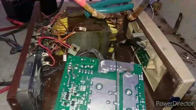 Sukam Inverter Shiny 900 Charging problem || Charging Sound Problem|| Solution|| Jeevan Tech|| смотреть онлайн