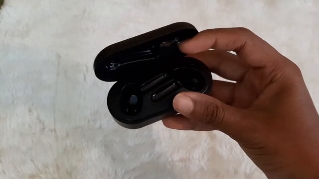 Zebronics Zeb Sound Bomb - Unboxing and First Look (Airpods @ Rs. 1730) смотреть онлайн