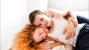 Стихи о маме: Сына мать качала...