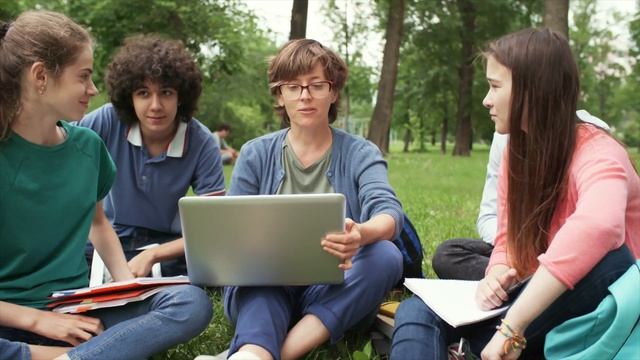 Дейл Карнеги. Суть книги "Как завоёвывать друзей и оказывать влияние на людей". смотреть онлайн