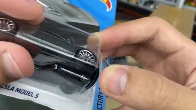 BORONG MYSTERY BOX HOTWHEELS DAPET SUPER TREASURE HUNT?! смотреть онлайн