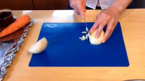 Свиная рулька запеченная в духовке – просто, дешево и вкусно.