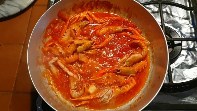 Shrimp Pasta with Tomato Sauce Italian Recipe | Спагетти с Креветками в томатным соусе смотреть онлайн