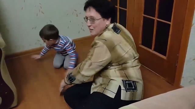 БРЕЙК ДАНС для МАМЫ смотреть онлайн