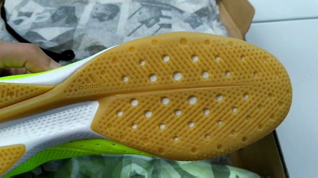 UNBOXING SEPATU FUTSAL ADIDAS TANGO X 18.3 IN смотреть онлайн