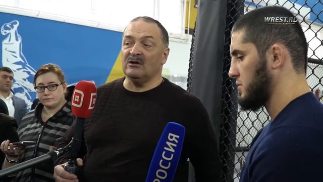 Глава Дагестана вручил Исламу Махачеву награду «За заслуги перед республикой Дагестан» #ufc280