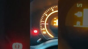 Toyota Corolla 150 плавают обороты