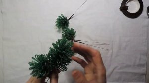 Елочка из бисера Петельчатой техникой / Herringbone from beads