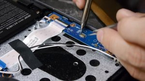 Restori.ru Acer Swift 3. Не включается, не заряжается. Ремонтируем.