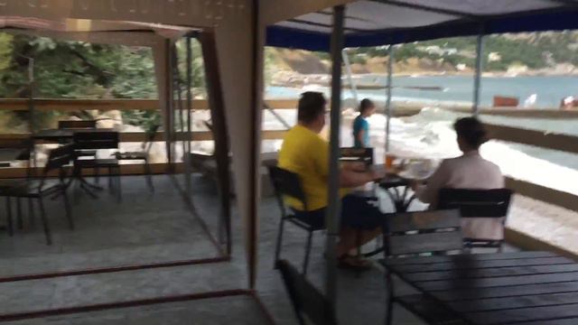 Крым. Кацивели. Пляж. Кафе. 24.07.2018, 19:51 смотреть онлайн