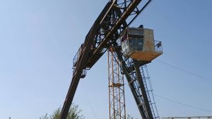 Утро не с кофе. Ремонт козлового крана. Лопнула демпферная шпилька троса(каната) каретки(тележки).