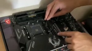How to insert M.2 NVMe SSD into M.2 slot on MSI MPG B550 Gaming Edge Wifi
