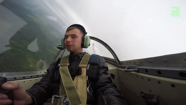 Моя первая в жизни бочка на самолете И-3 Аэродром Ватулино Рузский р-н МО - 2015 4К