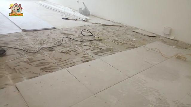 Демонтаж плитки керамогранита. Удаление плиточного клея. DIY & DACHA Серия 224 смотреть онлайн