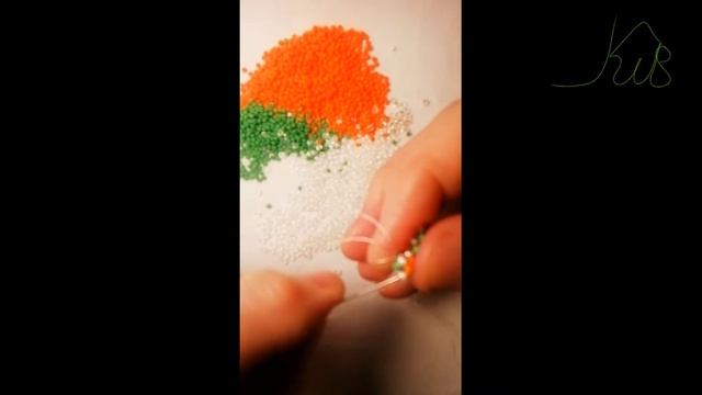 Двухсторонние сережки ромбы из бисера