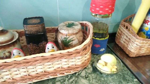 ПЛЕТЁНЫЕ ИЗДЕЛИЯ ИЗ БУМАЖНОЙ ЛОЗЫ В ИНТЕРЬЕРЕ КУХНИ.