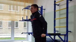 Как ПРАВИЛЬНО отжиматься от БРУСЬЕВ // Техника отжиманий