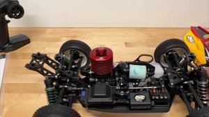 Losi 8ight Nitro RTR Buggy unboxing - Best 1/8 eight nitro RTR buggy?