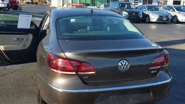 2014 Volkswagen CC Executive смотреть онлайн