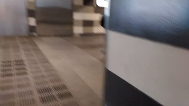 Композитные панели в переходе - Москва, метро, "я сделяль" смотреть онлайн