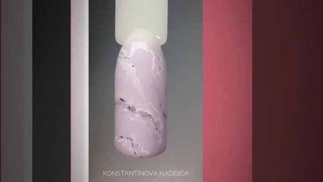Мрамор на ногтях