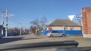 Поехал до соседа в гости