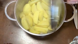 Ароматный картофель по деревенски (по селянски) просто быстро и вкусно!