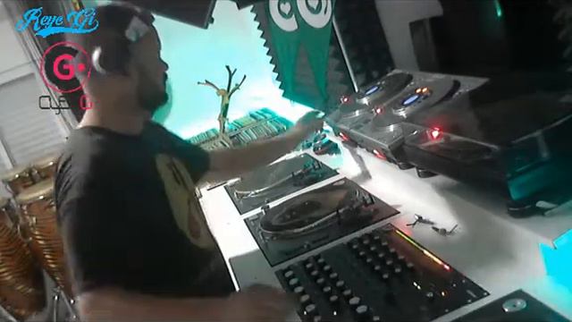 Cyer G - The Classics Remix #4 смотреть онлайн