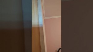 что делать если дверное полотно не входит в дверную коробку.