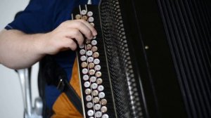 «Яблочко» Разбор песен на баяне ноты и аккорды.