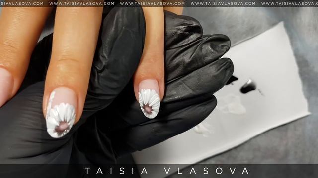 Как нарисовать ромашку на ногтях — пошаговое видео смотреть онлайн