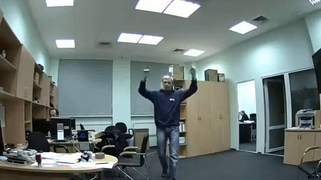 AXIS Q1602 350 Lux IT Connect Office (768X576) смотреть онлайн