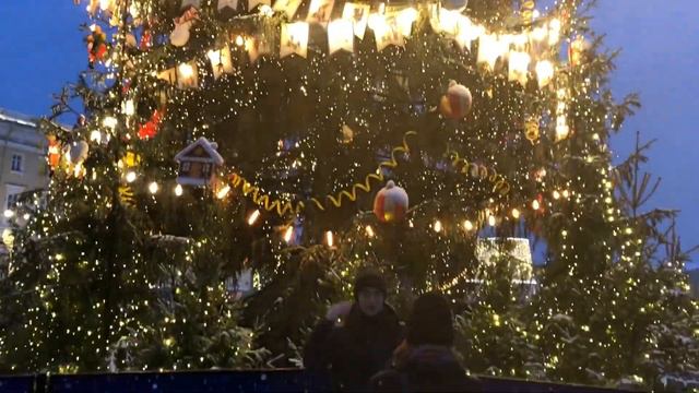 Главная Ёлка 2024, Санкт-Петербург, Дворцовая площадь смотреть онлайн