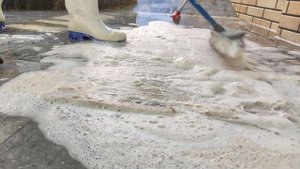 Washing the mud carpet???❤️ | rugwashinglcleaning carpet'