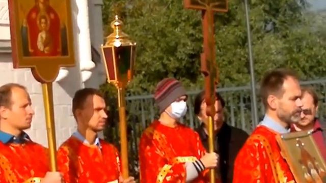 Храм Веры, Надежды, Любови и матери их Софии смотреть онлайн