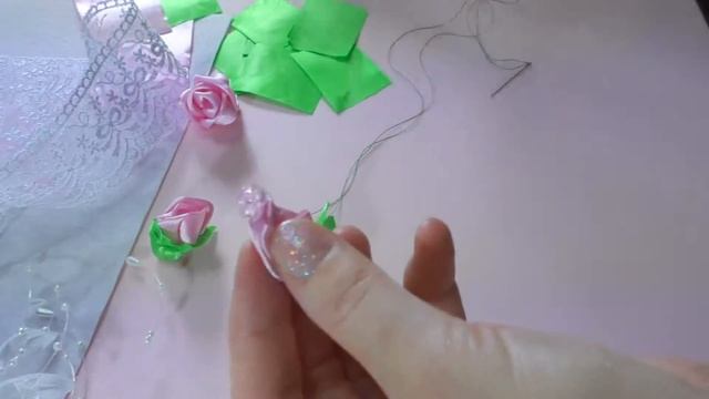 DIY : ЛЕГКО! ЭФФЕКТНО! Резинка для волос розы / Розы для волос смотреть онлайн