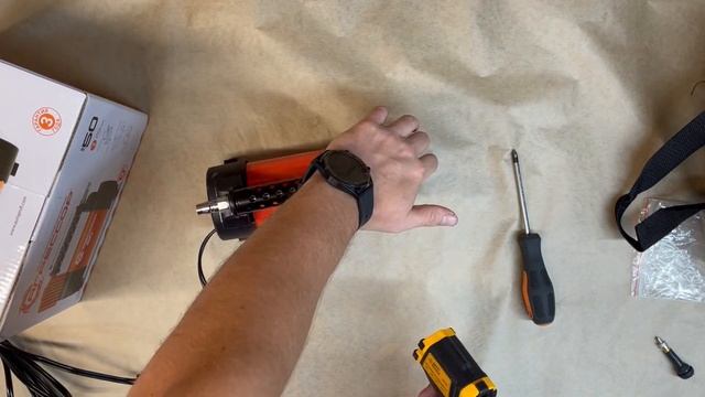 Компрессор автомобильный Агрессор AGR-50. Что внутри? смотреть онлайн