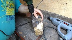 Как закрепить деталь к уголку за которым бетон