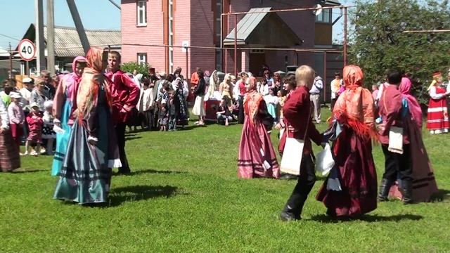 Фольклорный ансамбль "Ирдом" смотреть онлайн